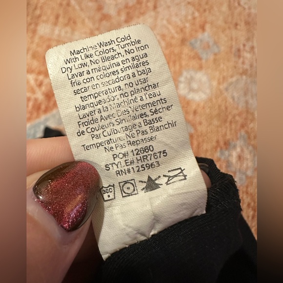 Beyond Yoga® remix short-sleeve crop T-shirt black style# HR7675 size medium - Picture 2 of 6